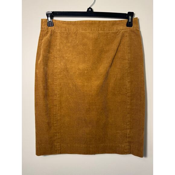 J. Crew Dresses & Skirts - J. Crew Corduroy Skirt Size 6